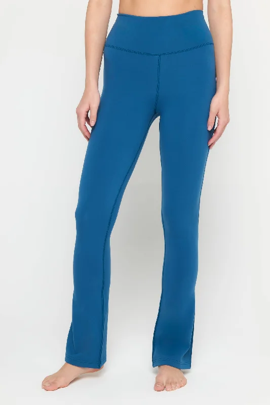 Giselle Dream Tech Bootcut Pant